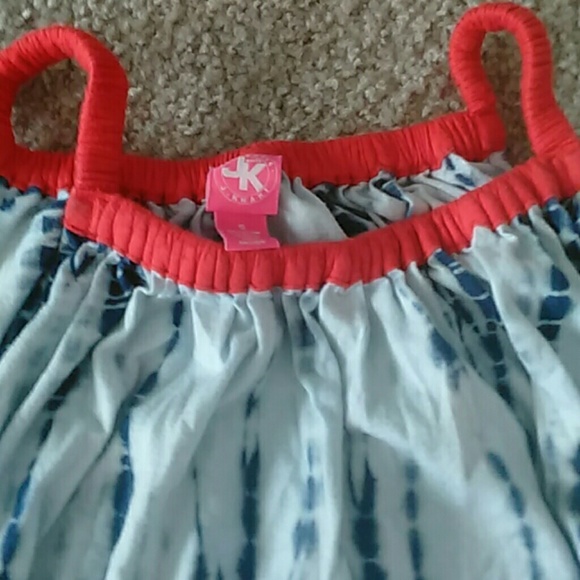 Dress - Picture 2 of 2